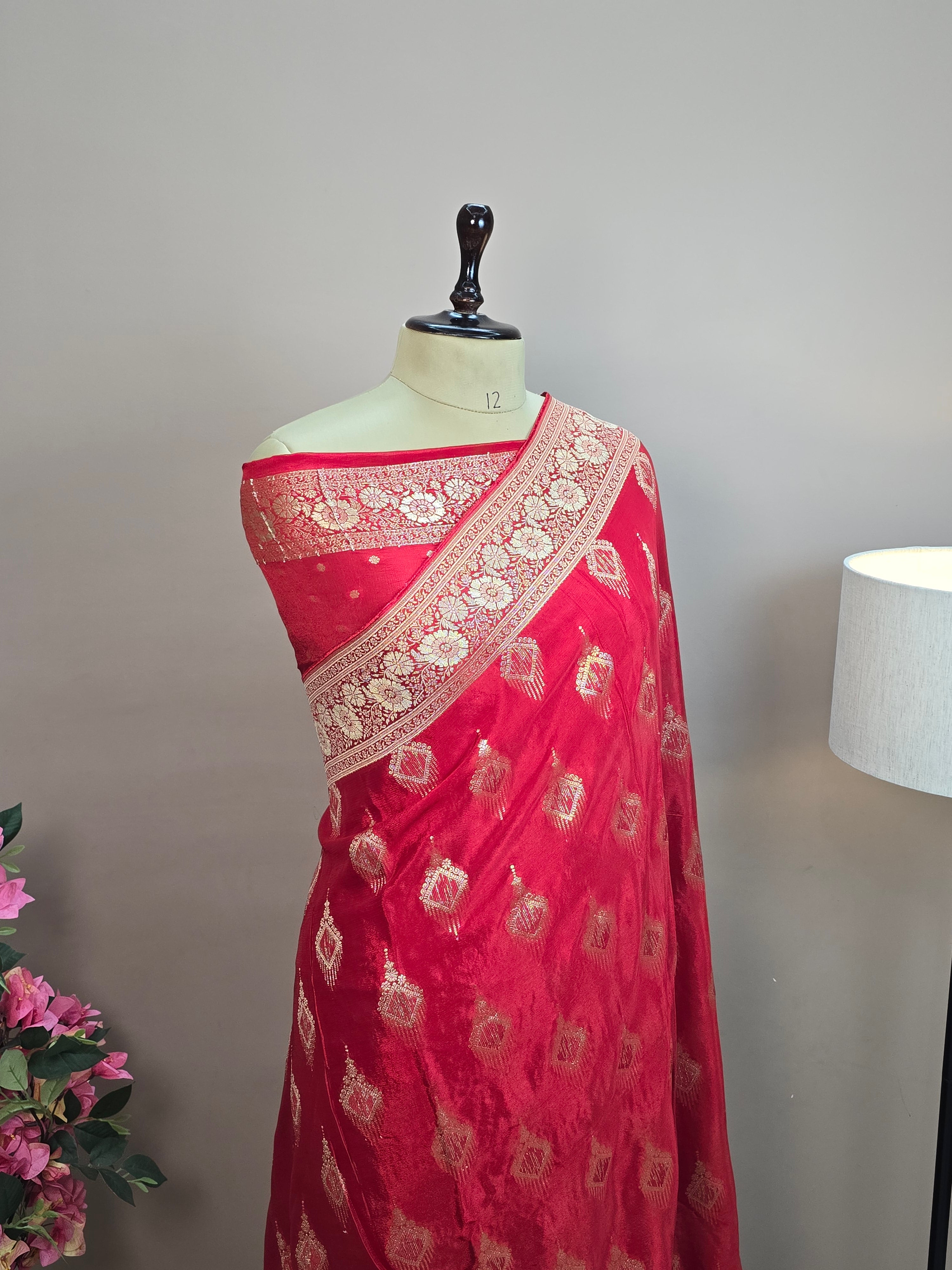 Crush Crepe Banarasi Saree – Red Body with Geometric Zari Boota