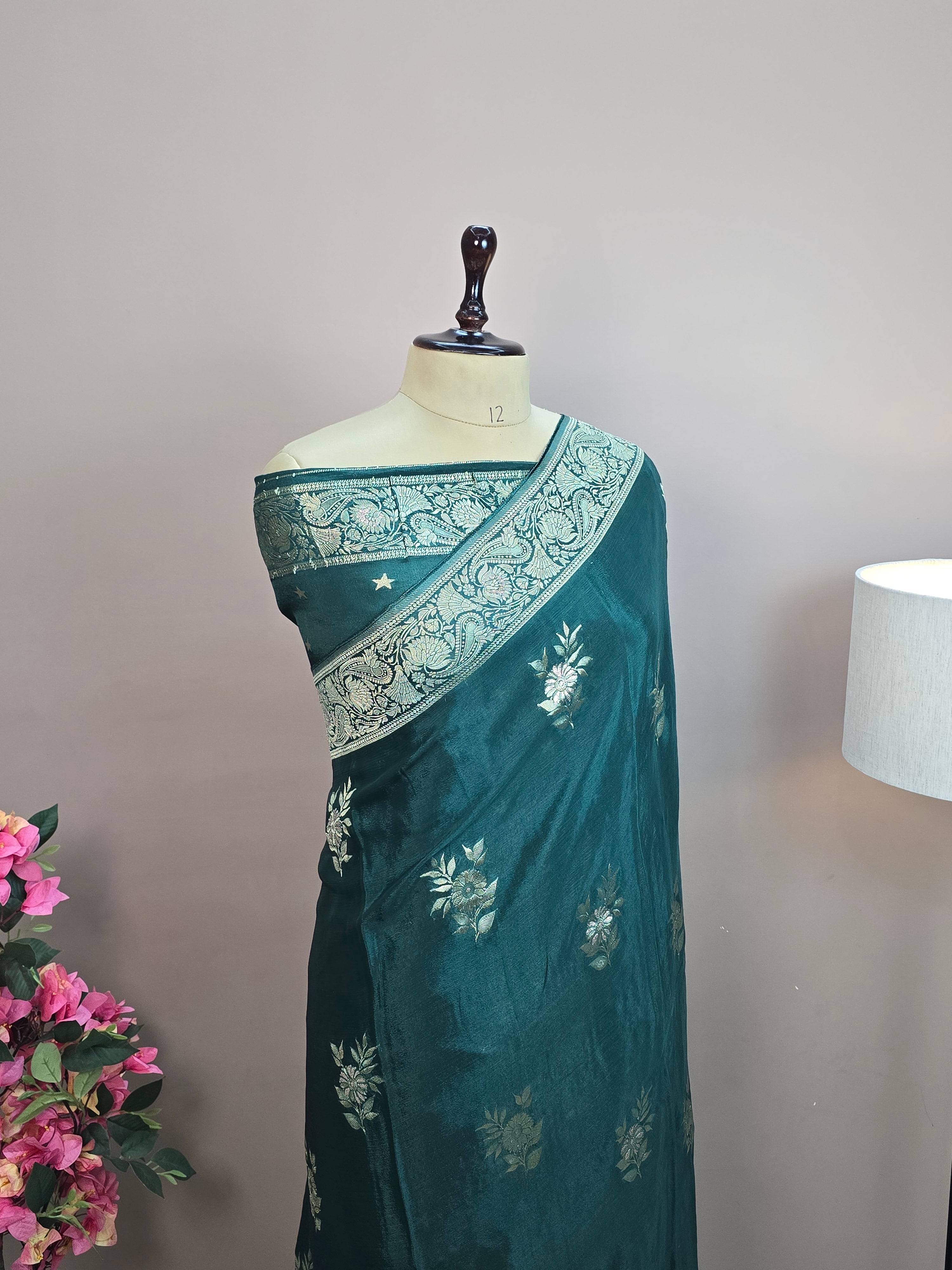 Crush Crepe Banarasi Saree – Teal Green Body with Flower Boota