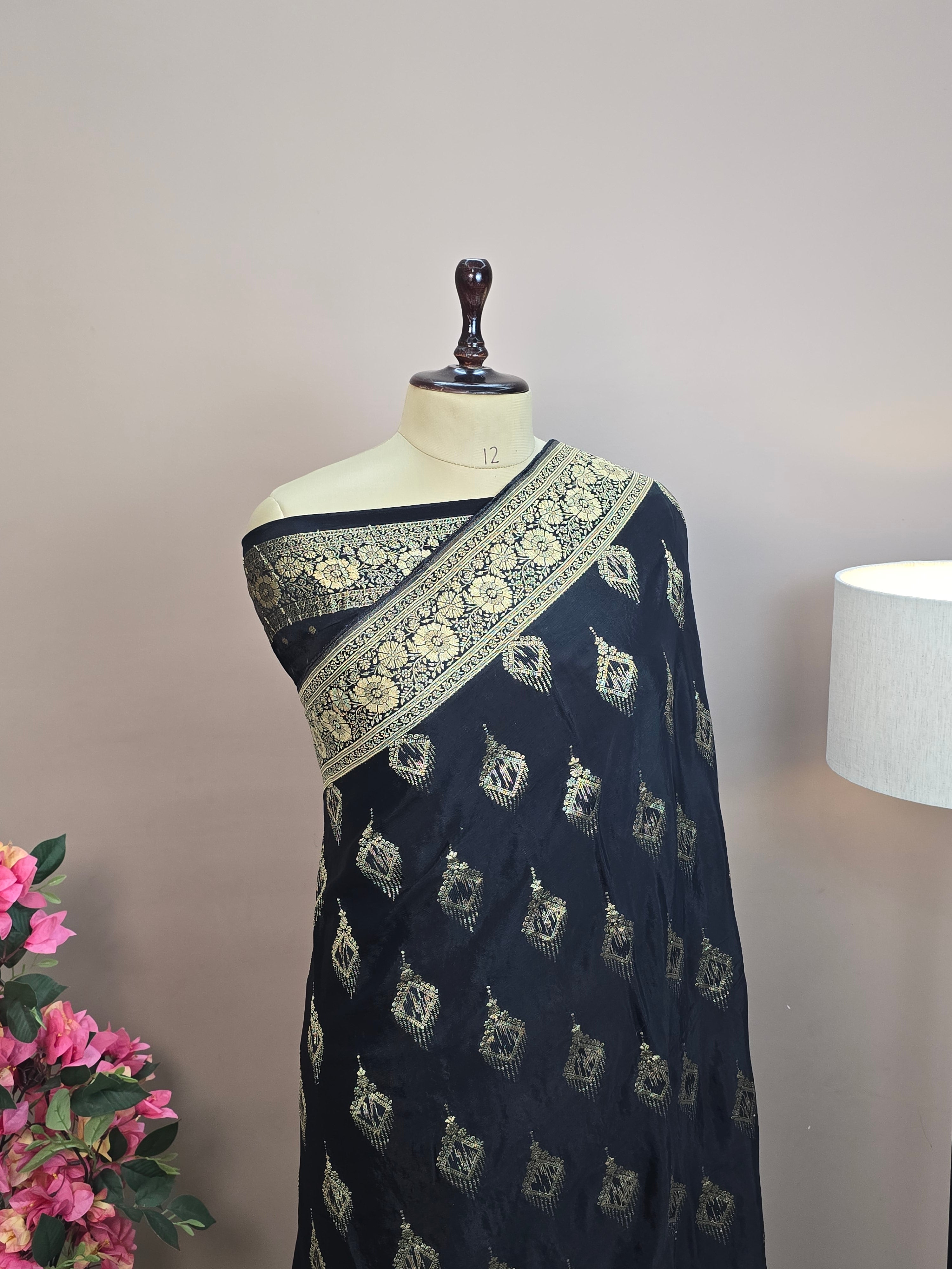 Crush Crepe Banarasi Saree – Black Body with Geometric Zari Boota