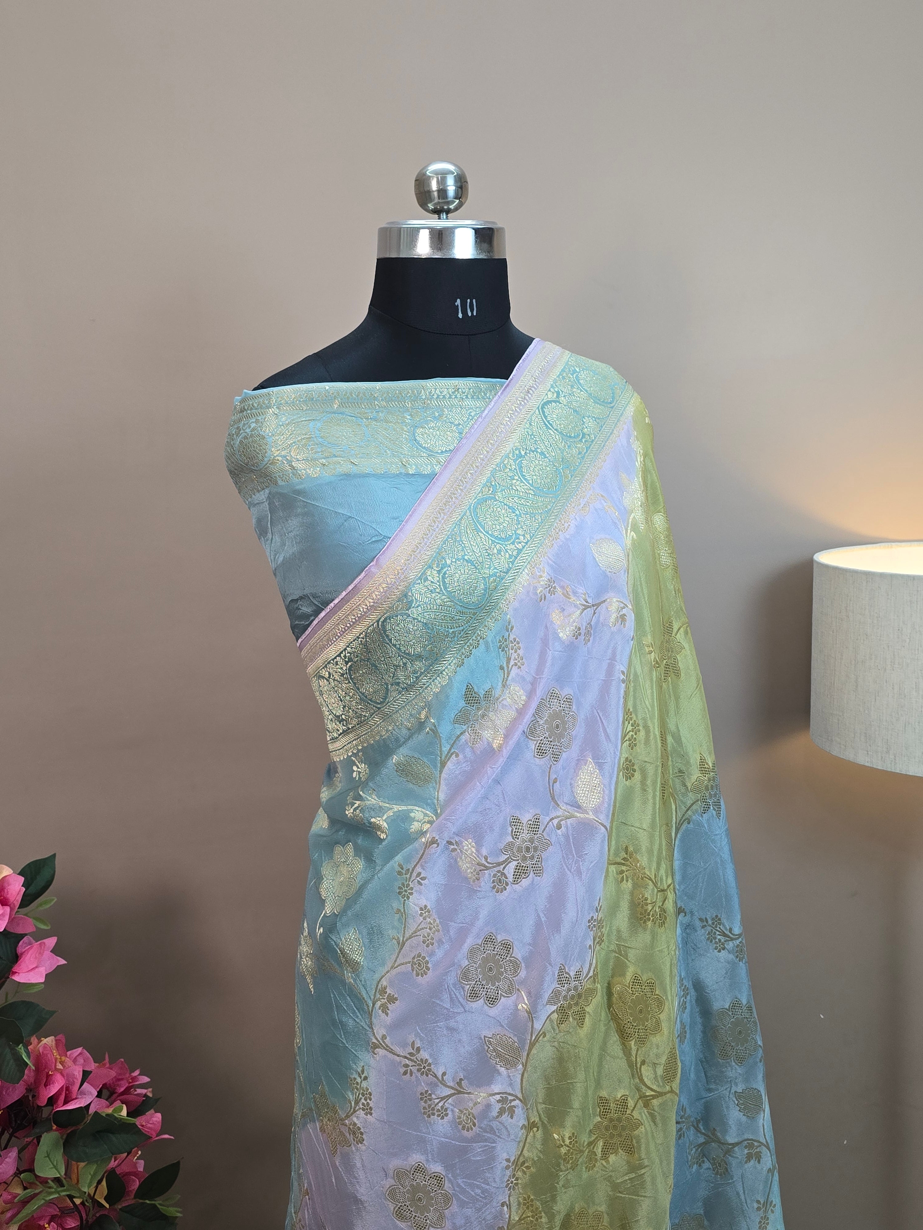 Crush Crepe Light MultiColor Rangkaat Jaal Banarasi Saree