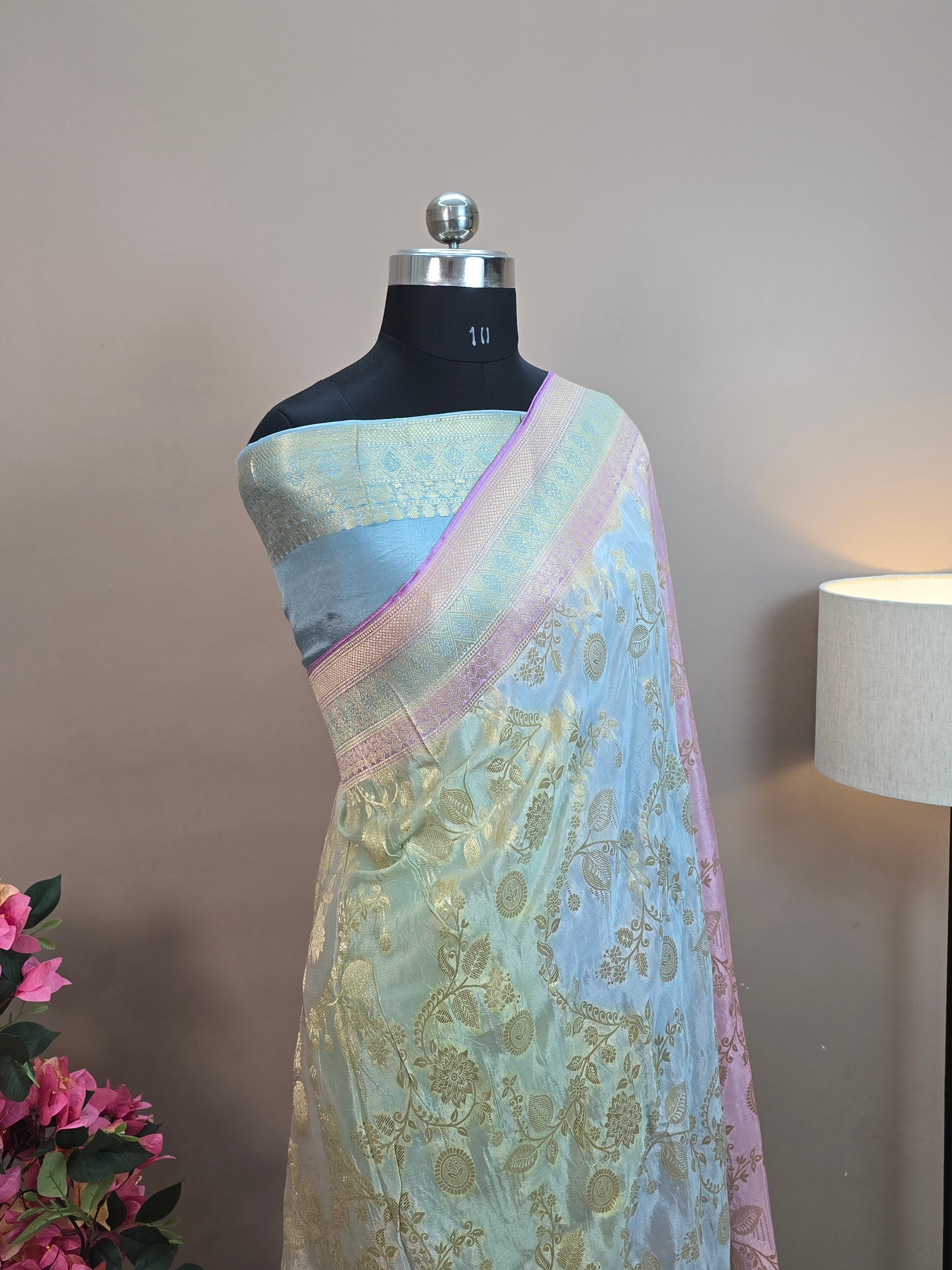 Crush Crepe Light MultiColor Rangkaat Jaal Banarasi Saree with Boota & Tricolour Border