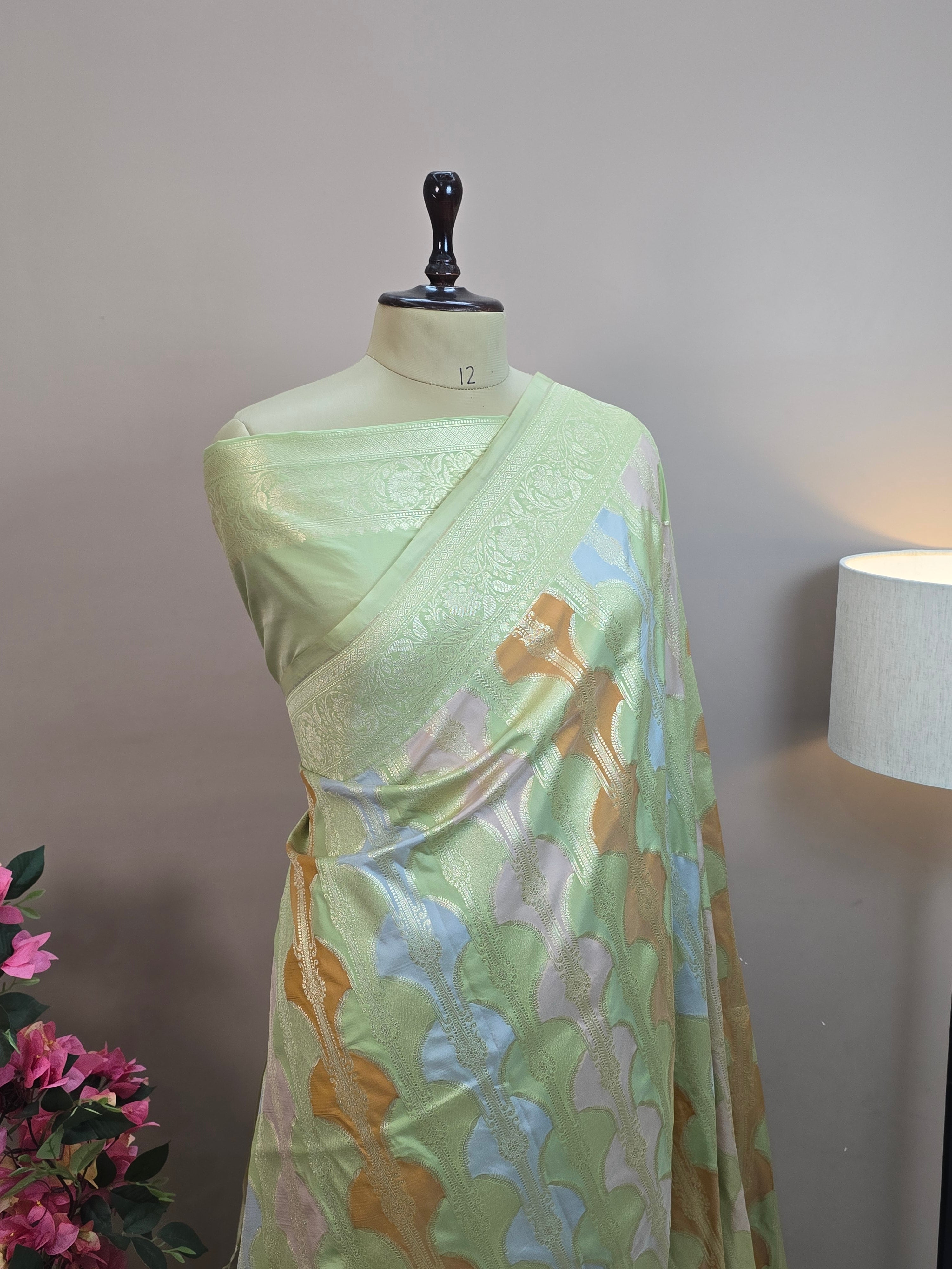 Pauri Katan Silk Rangkaat Banarasi Saree – Multicolor Weave with Floral Jaal Border