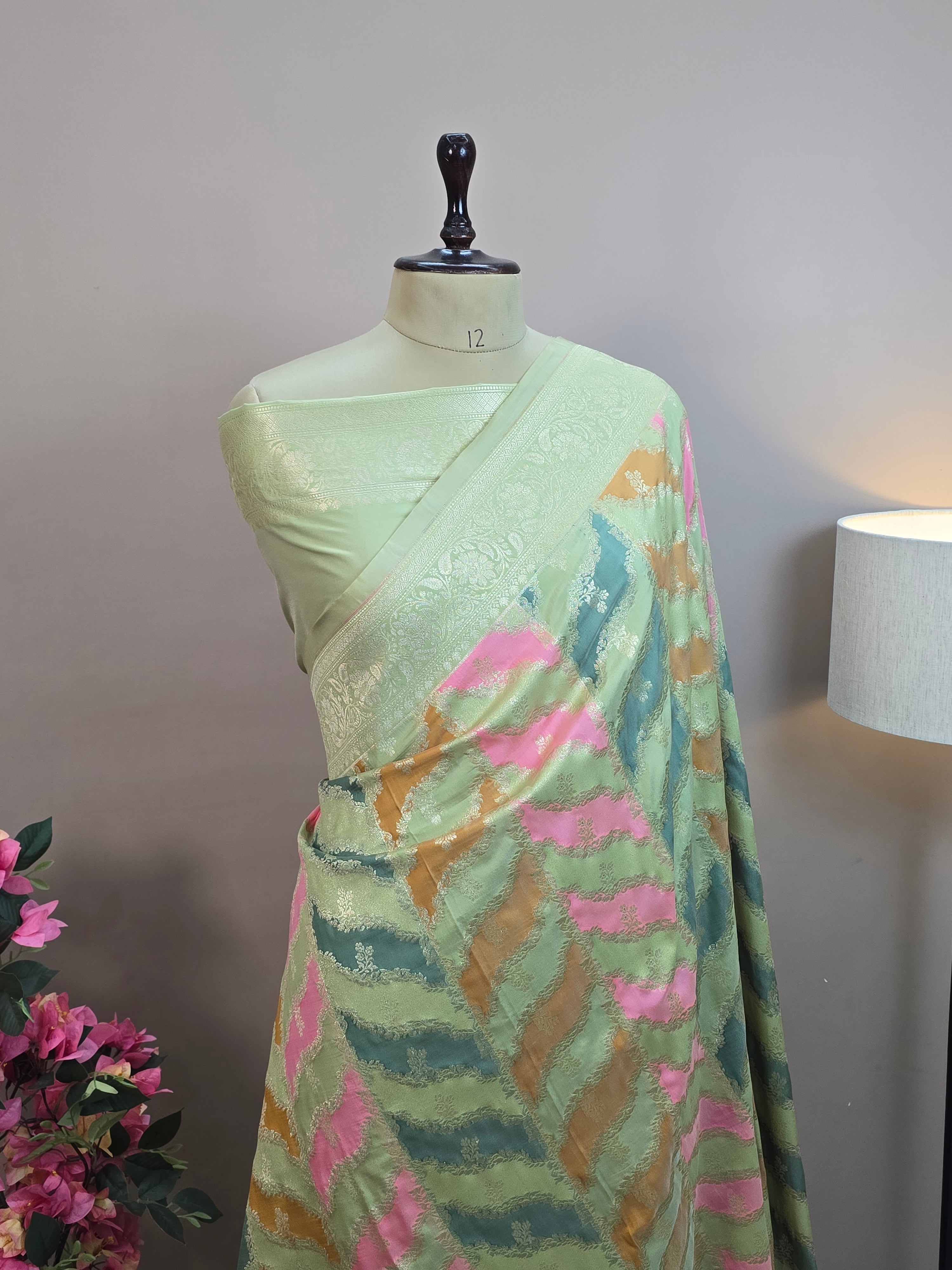 Pauri Katan Silk Rangkaat Jaal Banarasi Saree – Multicolor Weave with Zari Floral Border