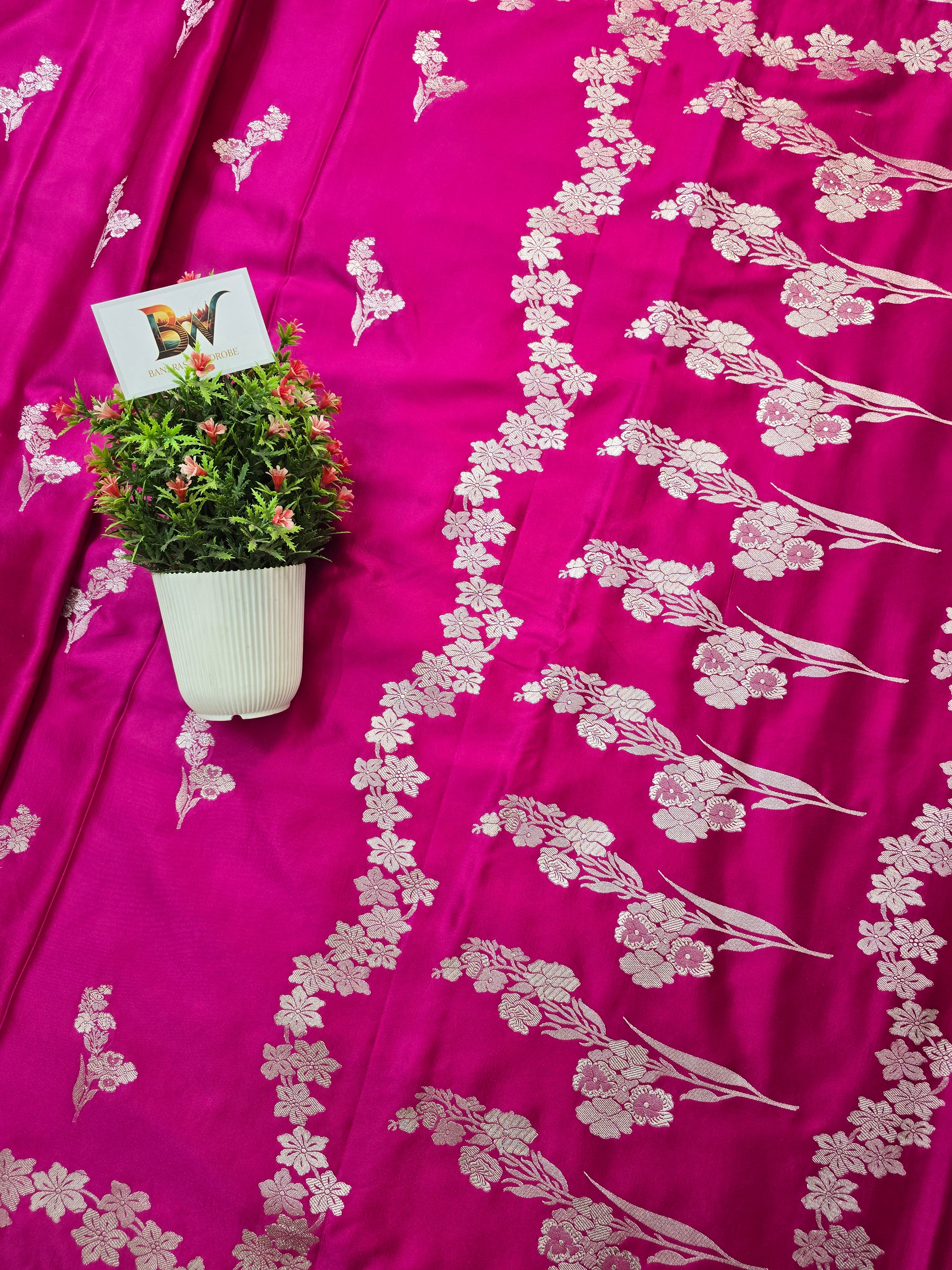 Mashru Katan Silk Banarasi Saree Open Border - Rani Pink Body with Flower Bootas