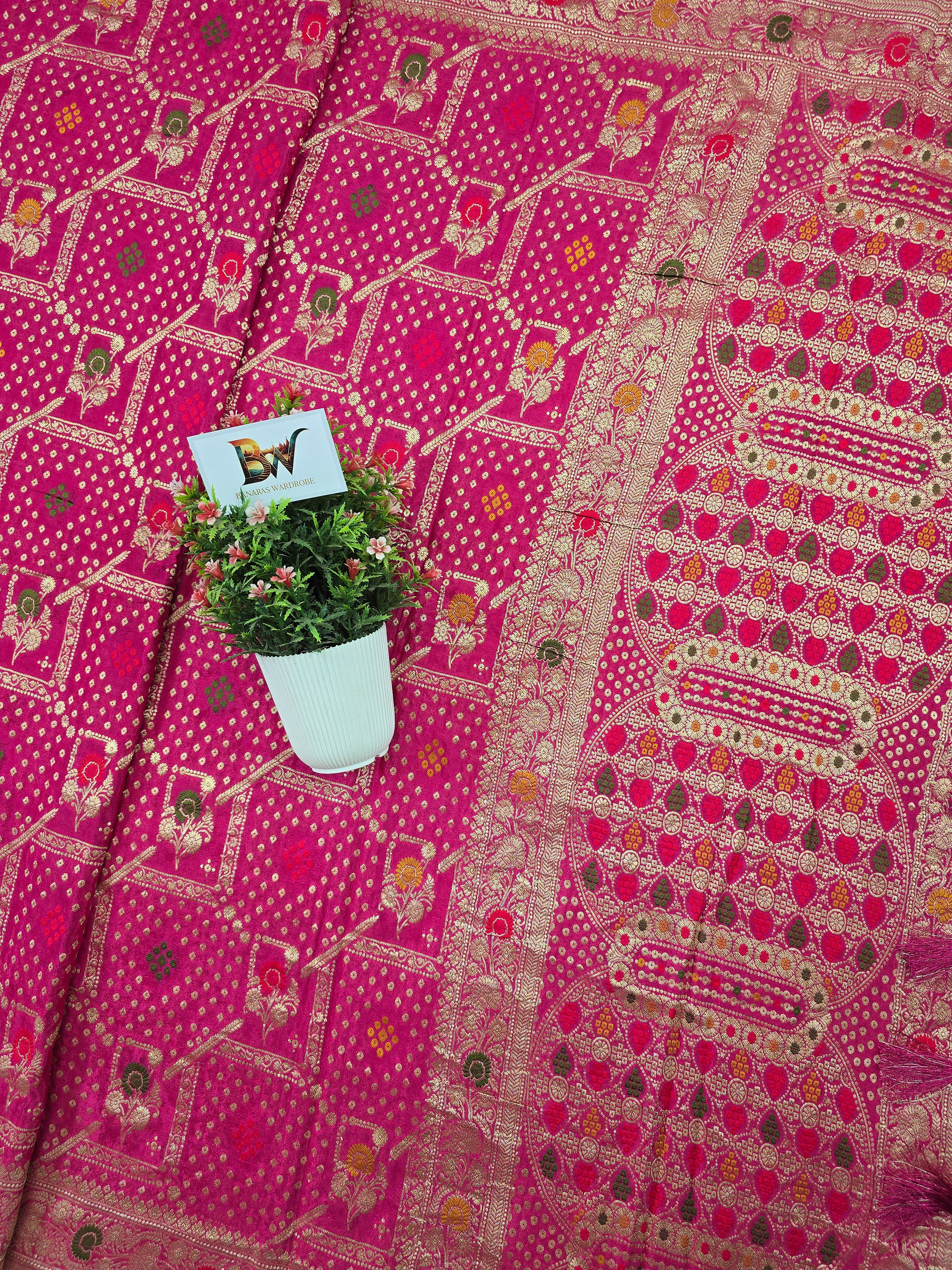 Crush Crepe Alfi Bandhej Saree – BabyPink with Meenakari Flower Bootas