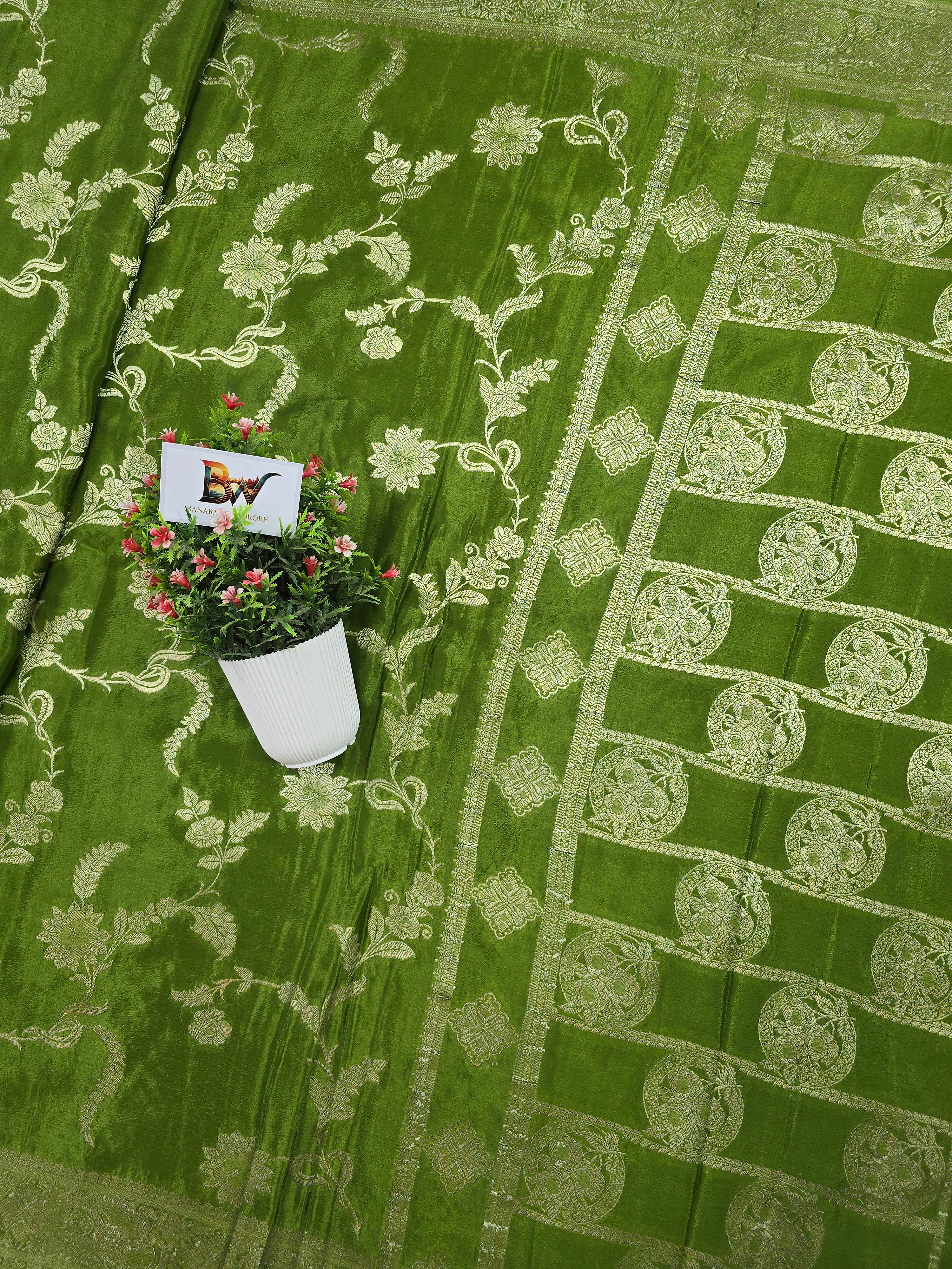 Crush Crepe Banarasi Saree – Pista Body with All Over Jaal