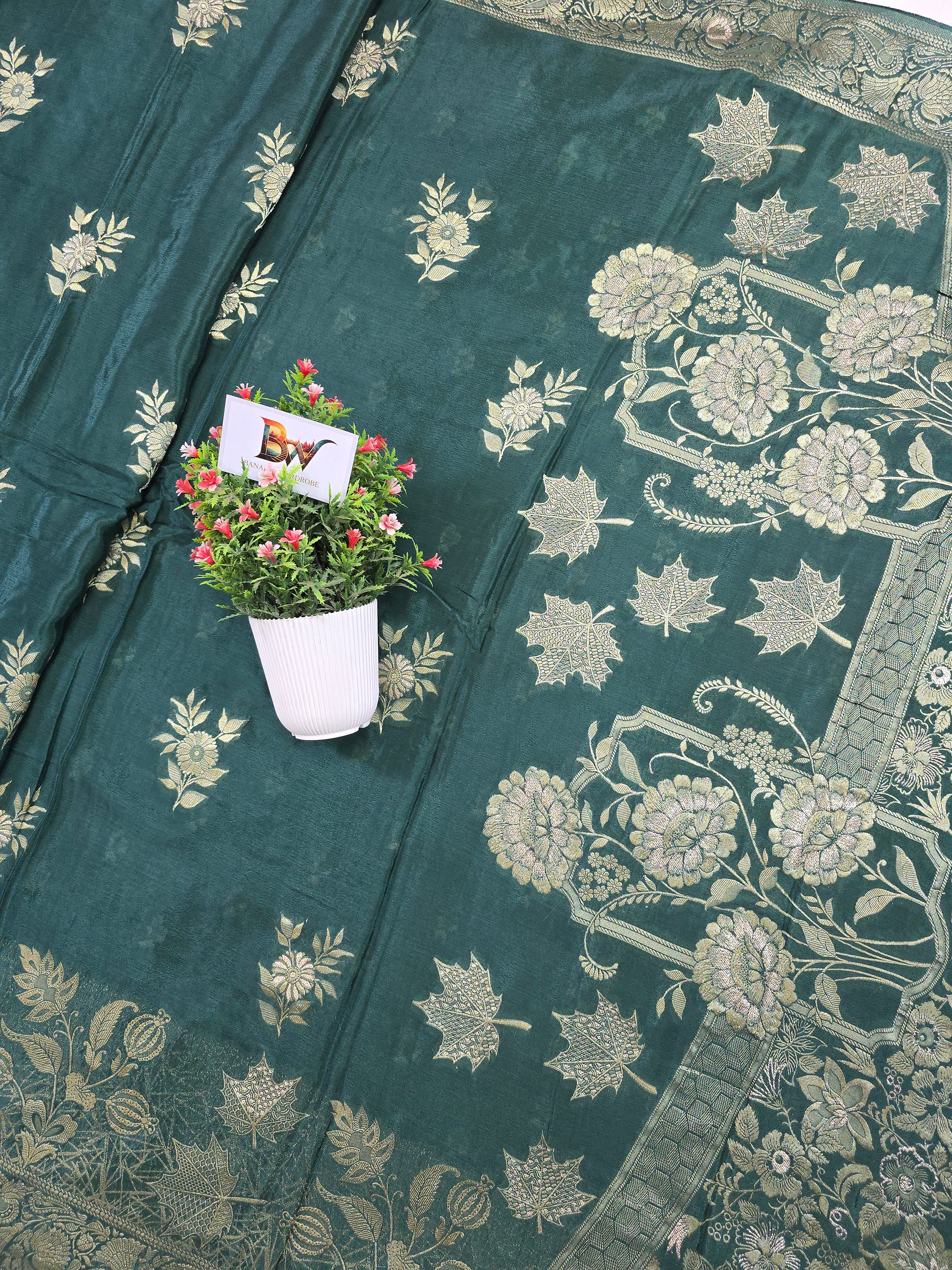 Crush Crepe Banarasi Saree – Teal Green Body with Flower Boota