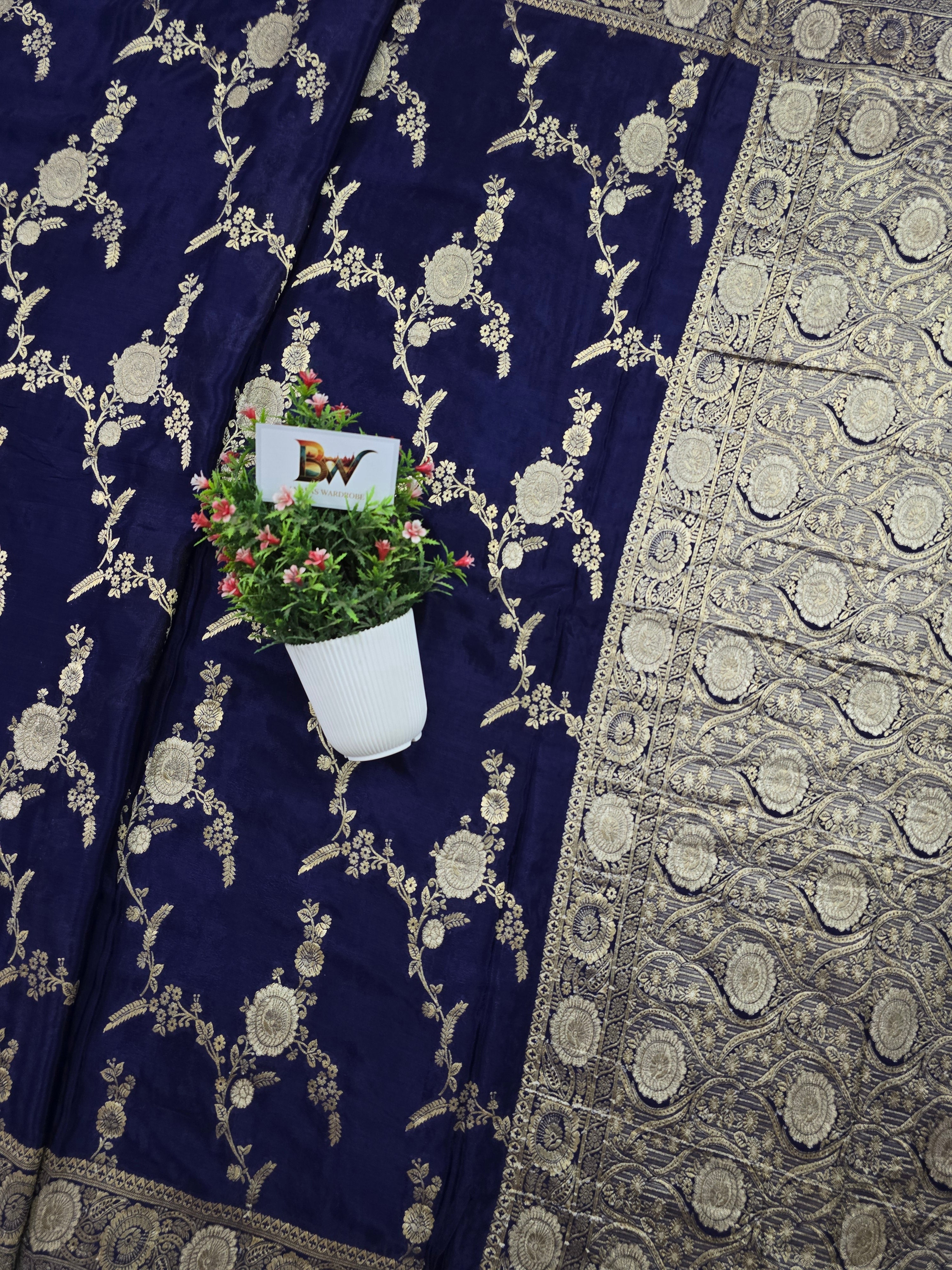 Crush Crepe Banarasi Saree – Navy Blue Body with All Over Boota Jaal