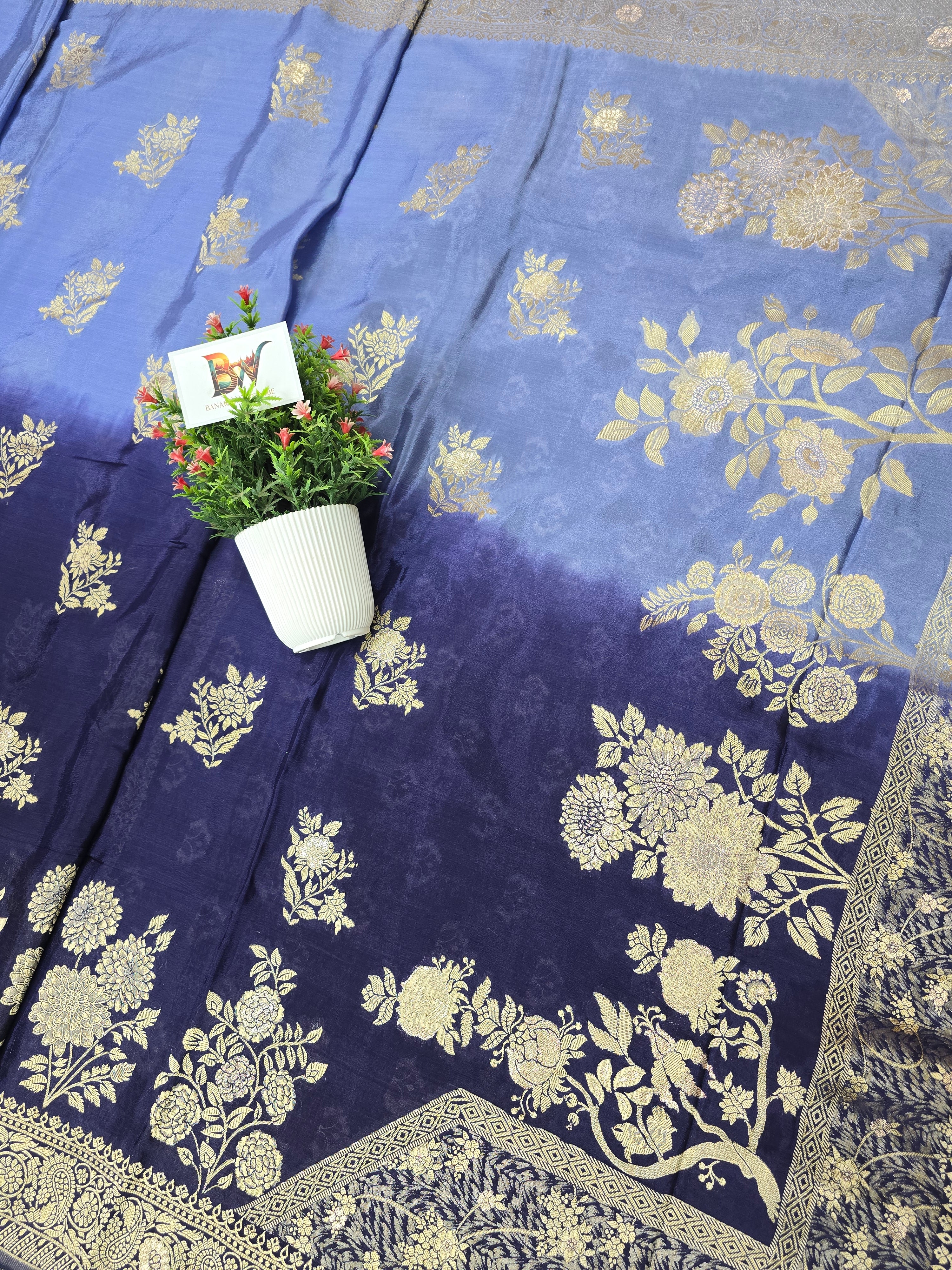 Premium Dual Hue Crush Crepe Silk Banarasi Saree