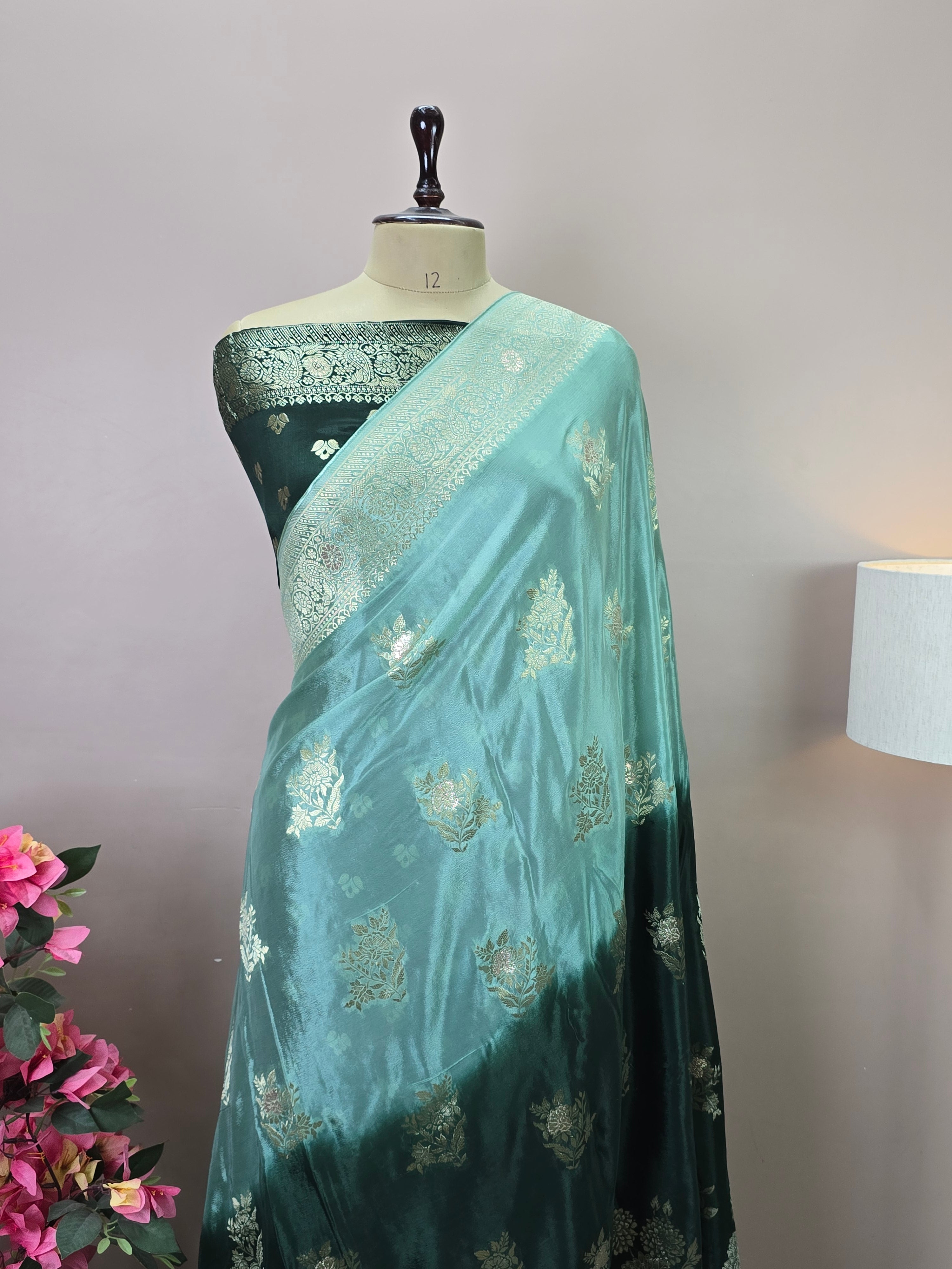 Premium Dual Hue Crush Crepe Silk Banarasi Saree