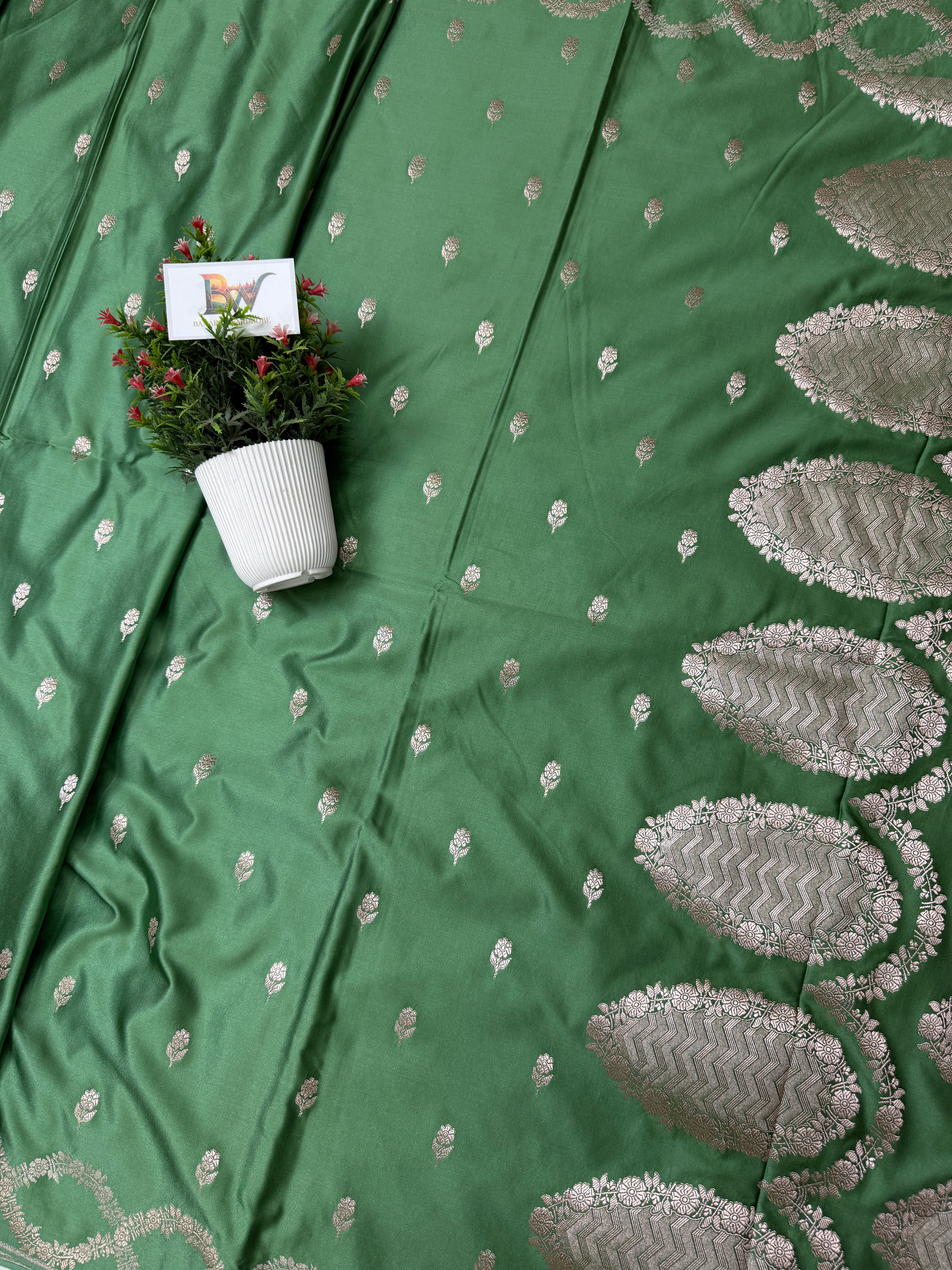 Mashru Katan Silk Banarasi Saree with Open Border
