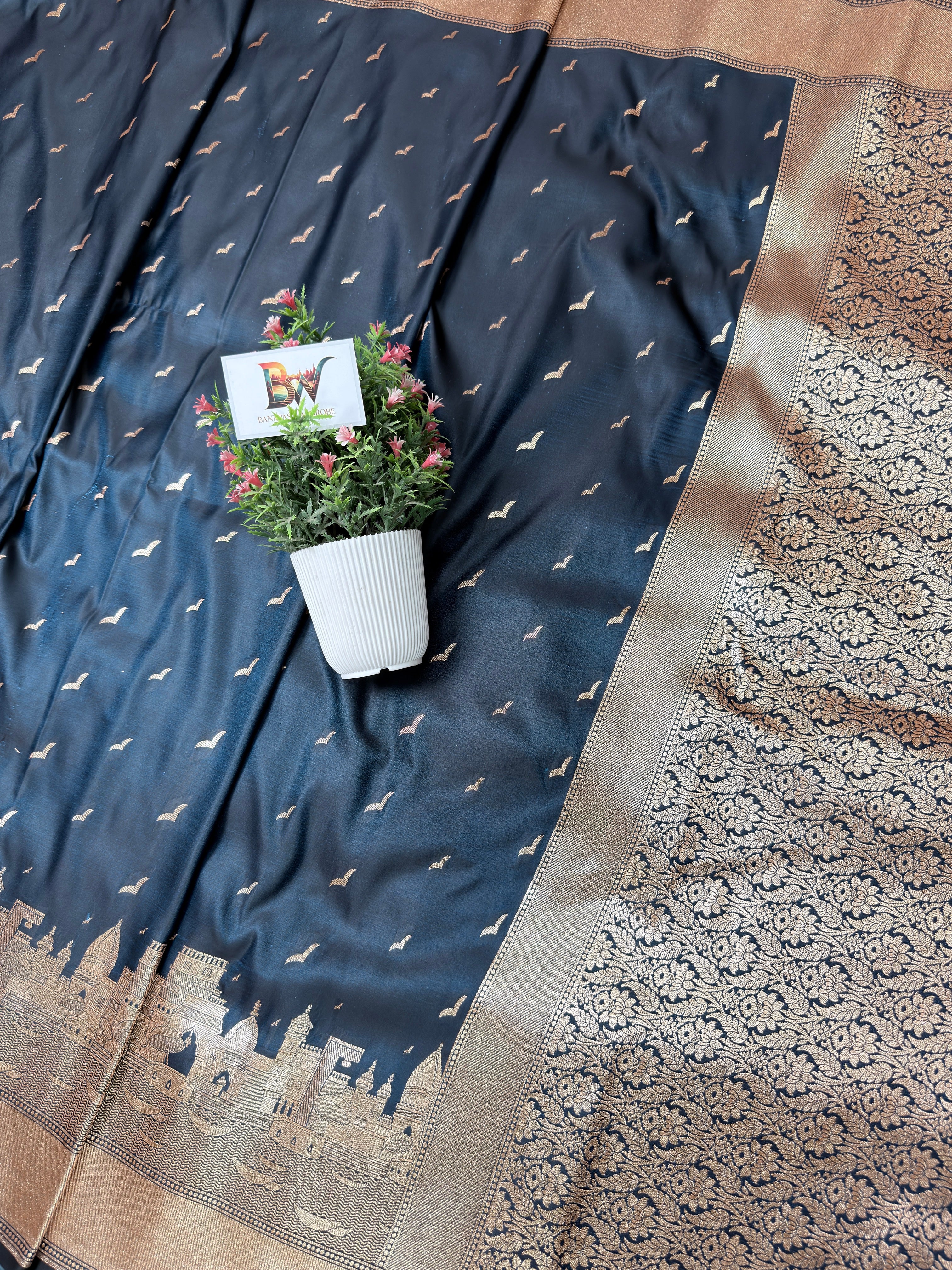 Banaras Ghat Mashru Katan Silk Banarasi Saree