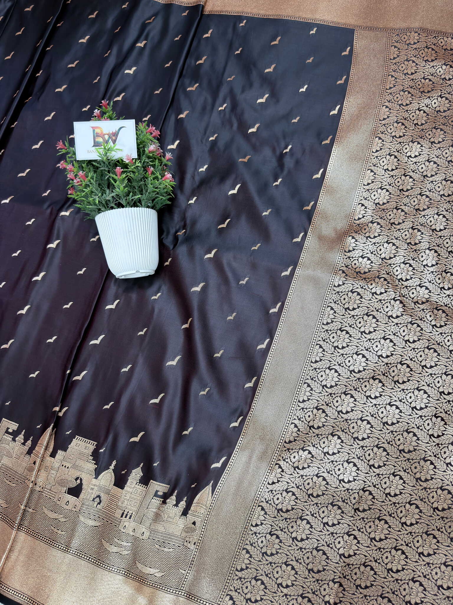 Banaras Ghat Mashru Katan Silk Banarasi Saree