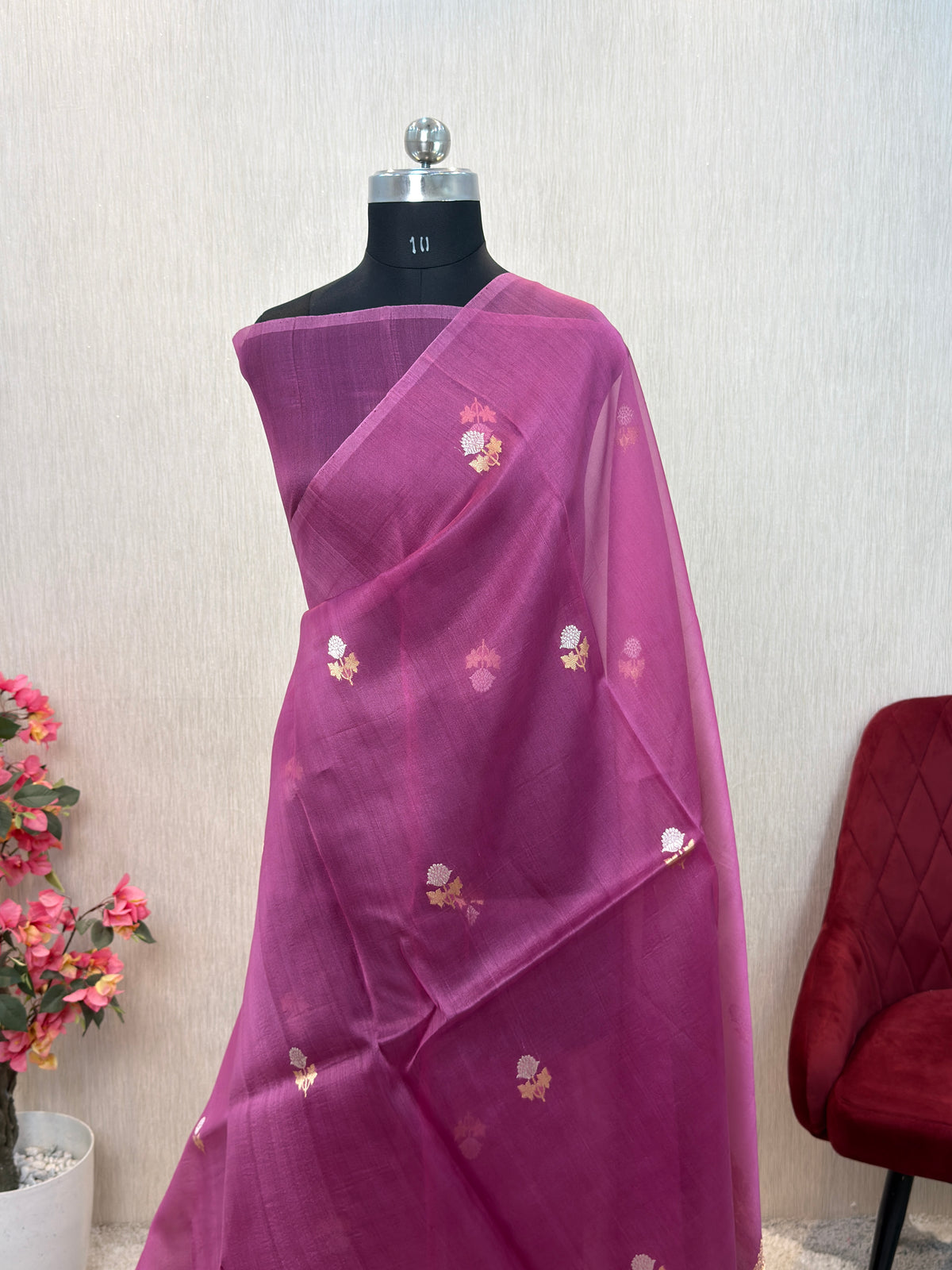 Pure Handloom Kora Silk Kadhua Banarasi Saree with Sona Roopa Bootis