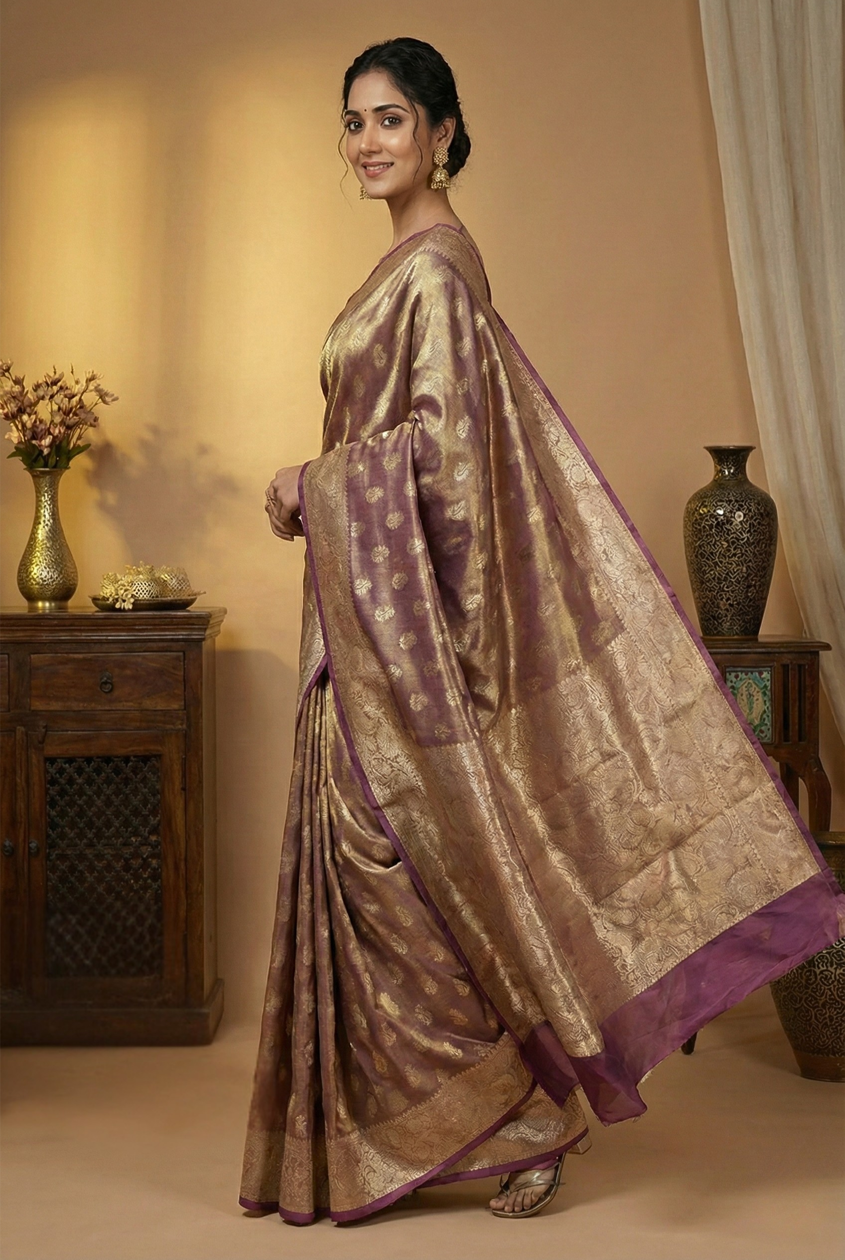 Banarasi Tissue Silk Dual Tone Saree